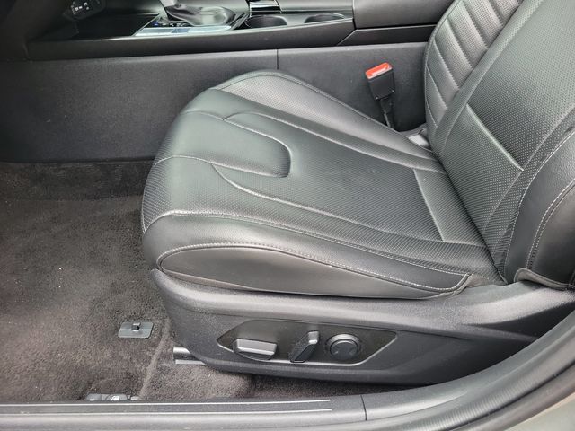 2025 Hyundai Elantra Limited IVT - 23017779 - 4