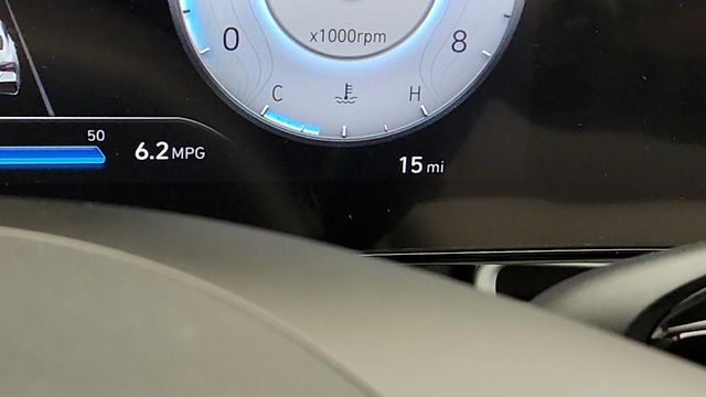 2025 Hyundai Elantra Limited IVT - 22949794 - 14