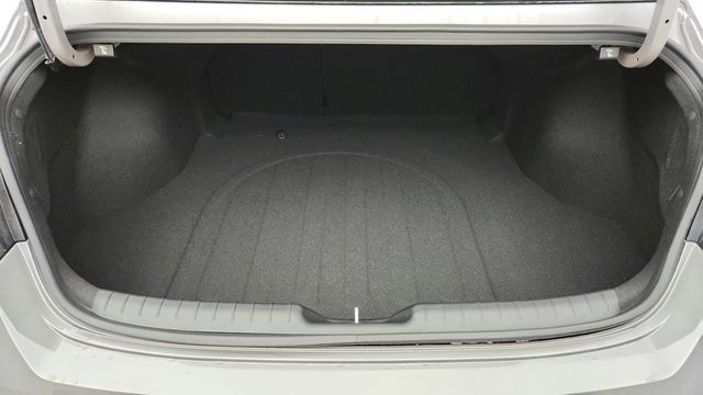 2025 Hyundai Elantra Limited IVT - 22949794 - 20