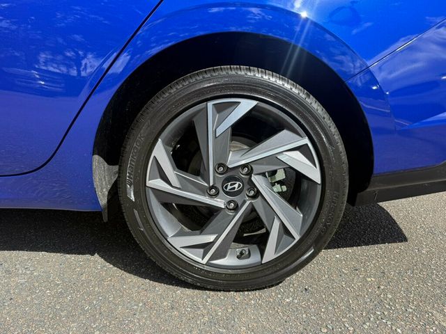 2025 Hyundai Elantra Limited IVT - 22926743 - 9