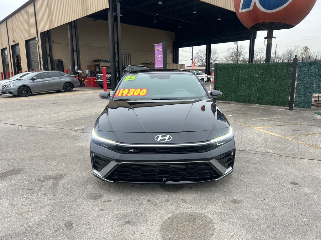 2025 Hyundai Elantra N Line photo 2