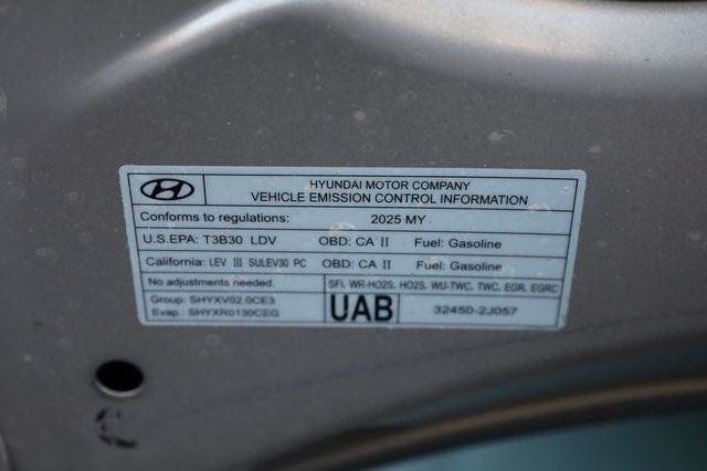 2025 Hyundai Elantra SE - 23046419 - 11