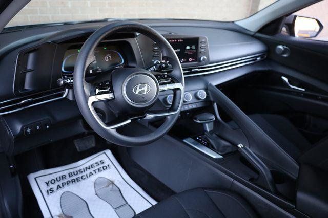 2025 Hyundai Elantra SE - 23046419 - 14