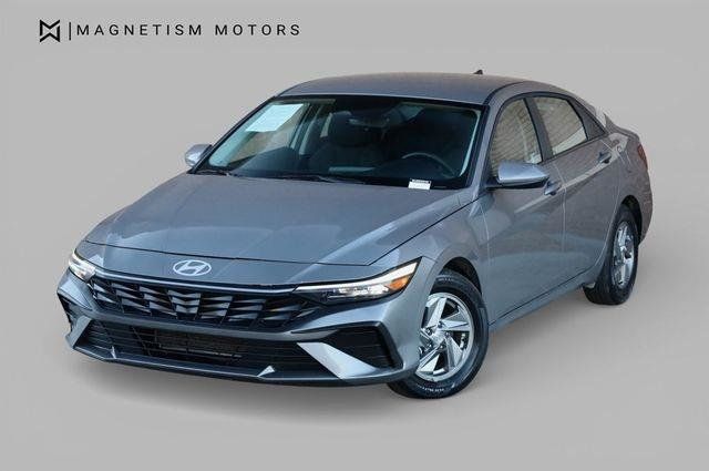 2025 Hyundai Elantra SE - 23046419 - 5