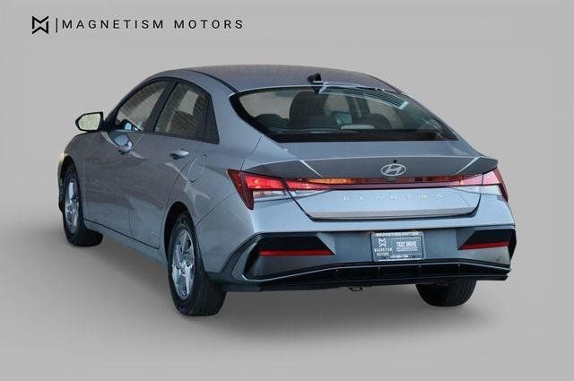 2025 Hyundai Elantra SE - 23046419 - 8