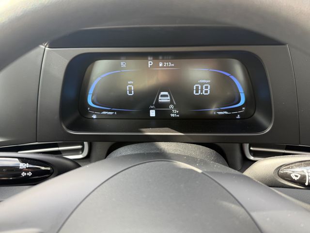 2025 Hyundai Elantra SE - 22987985 - 3