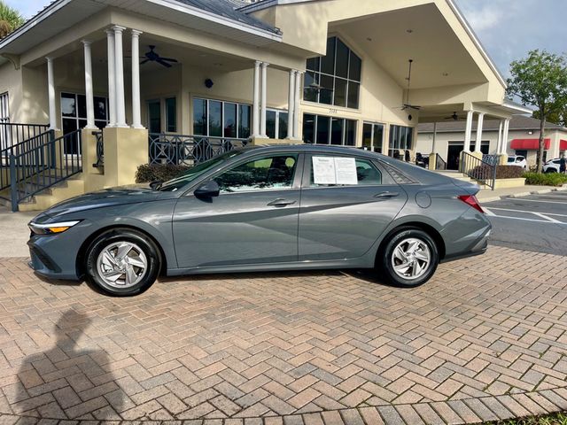 2025 Hyundai Elantra SE - 22922097 - 1