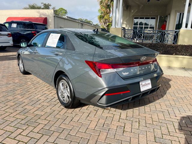 2025 Hyundai Elantra SE - 22922097 - 2