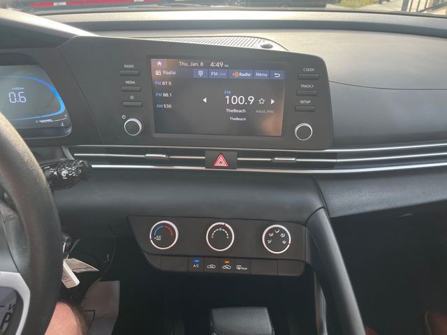 2025 Hyundai Elantra SE - 22966112 - 14