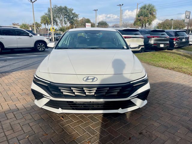 2025 Hyundai Elantra SE - 22966112 - 7