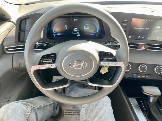 2025 HYUNDAI ELANTRA SE - 22997704 - 12