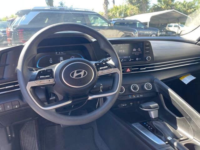 2025 HYUNDAI ELANTRA SE - 23095288 - 12