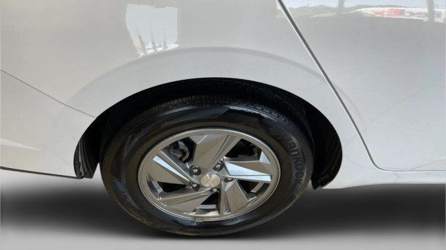 2025 Hyundai Elantra SE IVT - 23016133 - 3