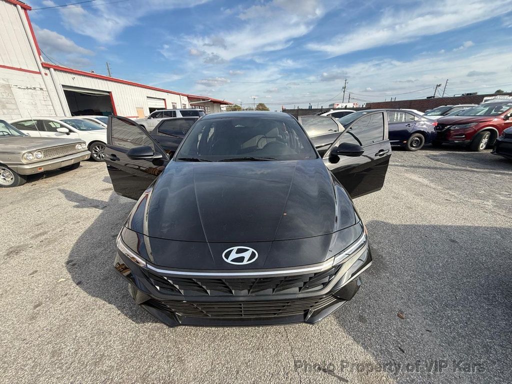 2025 Hyundai Elantra SE IVT - 22947045 - 14