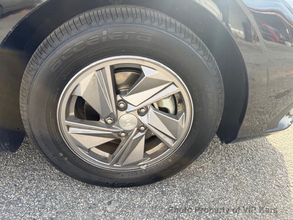 2025 Hyundai Elantra SE IVT - 22947045 - 21