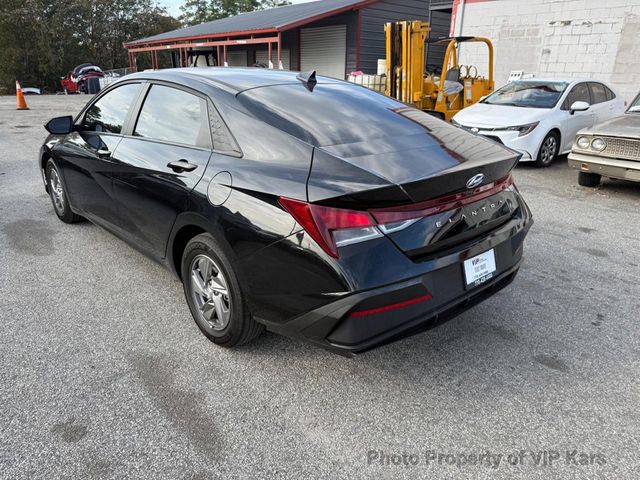 2025 Hyundai Elantra SE IVT - 22947045 - 2