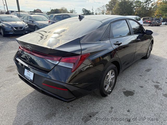 2025 Hyundai Elantra SE IVT - 22947045 - 3