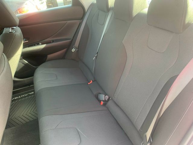 2025 Hyundai Elantra SE IVT - 22957087 - 12