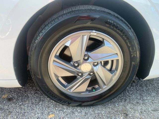 2025 Hyundai Elantra SE IVT - 22957087 - 20