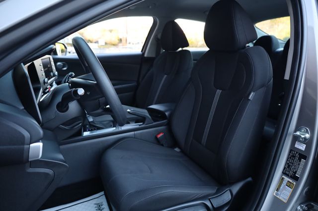 2025 Hyundai Elantra SE IVT - 22971785 - 15