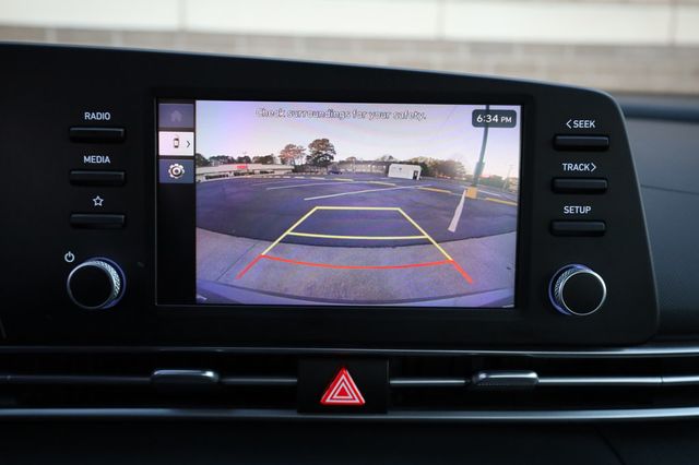 2025 Hyundai Elantra SE IVT - 22971785 - 34