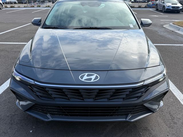 2025 Hyundai Elantra SE IVT - 22987985 - 10