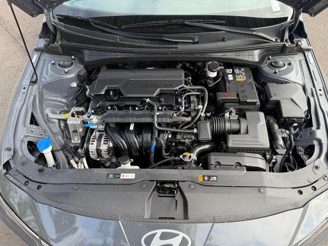 2025 Hyundai Elantra SE IVT - 22987985 - 11