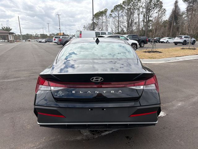 2025 Hyundai Elantra SE IVT - 22988059 - 7