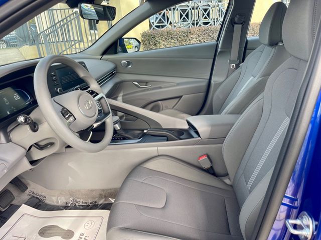 2025 Hyundai Elantra SE IVT - 22958487 - 8