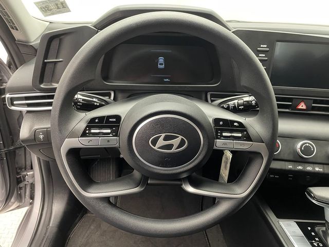 2025 Hyundai Elantra SE IVT - 22968023 - 19