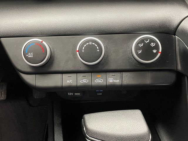 2025 Hyundai Elantra SE IVT - 22968023 - 25