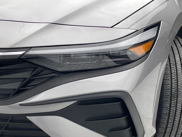 2025 Hyundai Elantra SE IVT - 22968023 - 41