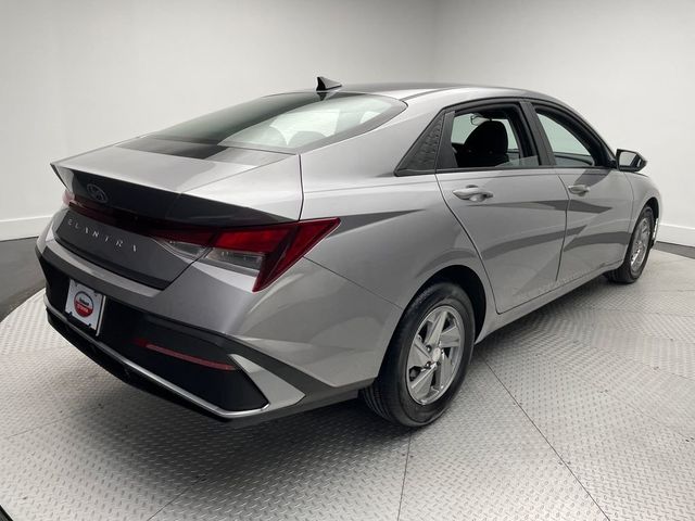 2025 Hyundai Elantra SE IVT - 22968023 - 4