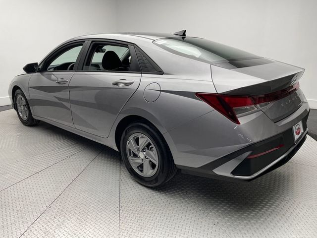 2025 Hyundai Elantra SE IVT - 22968023 - 6