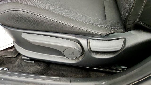 2025 Hyundai Elantra SE IVT - 23050522 - 9