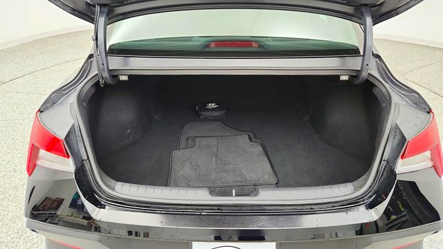 2025 Hyundai Elantra SE IVT - 23050522 - 18