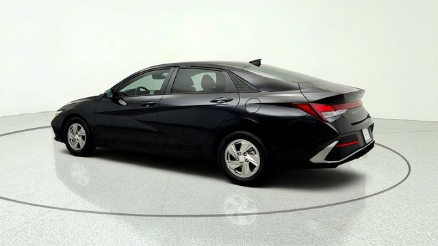 2025 Hyundai Elantra SE IVT - 23050522 - 6