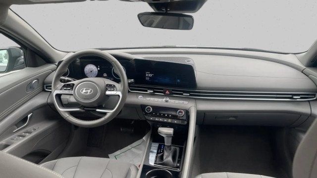 2025 Hyundai Elantra SEL Convenience IVT - 23075408 - 12