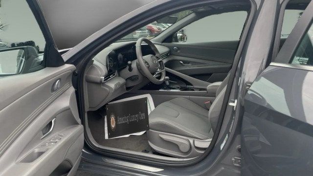 2025 Hyundai Elantra SEL Convenience IVT - 23075408 - 7