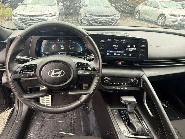 2025 Hyundai Elantra SEL Convenience IVT - 22969725 - 16