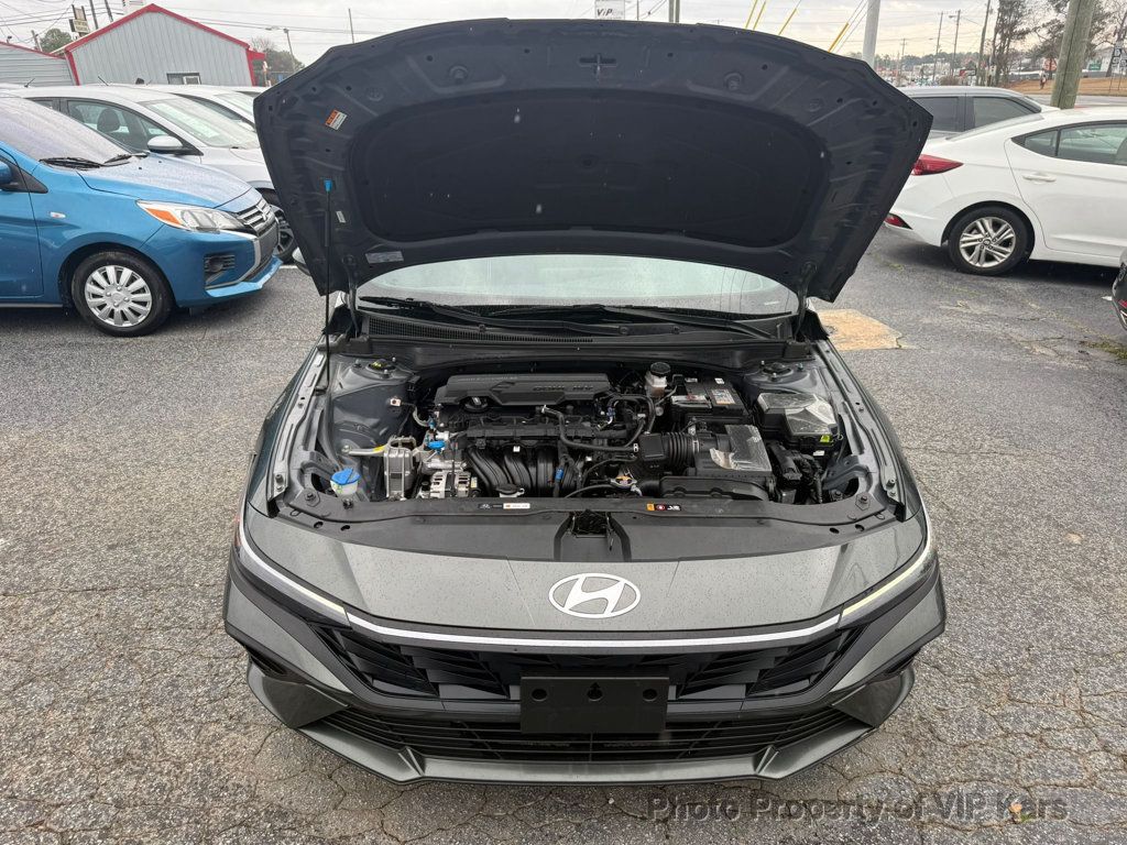 2025 Hyundai Elantra SEL Convenience IVT - 22969725 - 19