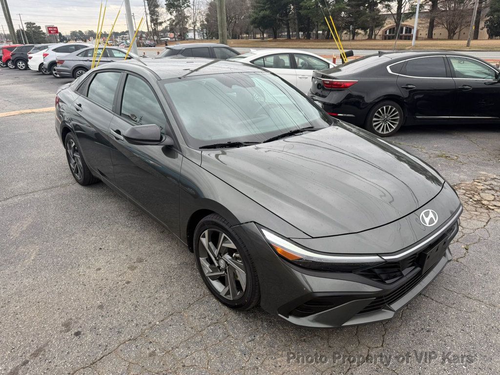 2025 Hyundai Elantra SEL Convenience IVT - 22969725 - 2