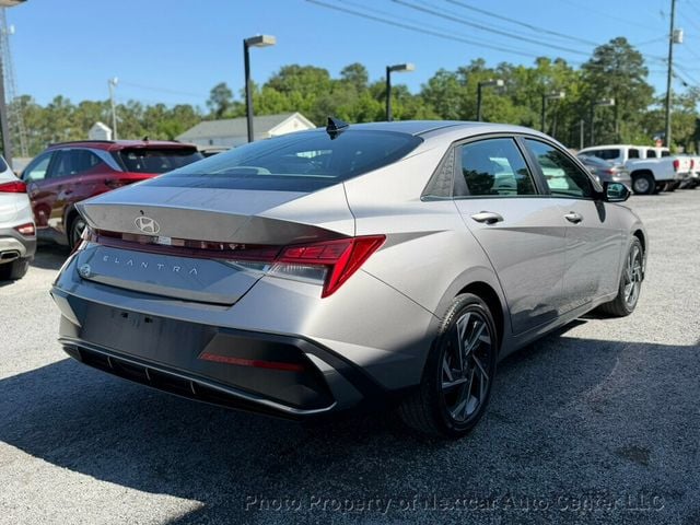 2025 Hyundai Elantra SEL Convenience IVT - 23027272 - 4