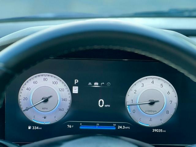 2025 Hyundai Elantra SEL Convenience IVT - 23072252 - 16