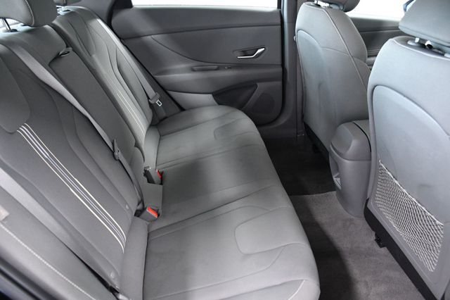 2025 Hyundai Elantra SEL Convenience IVT - 23008411 - 13