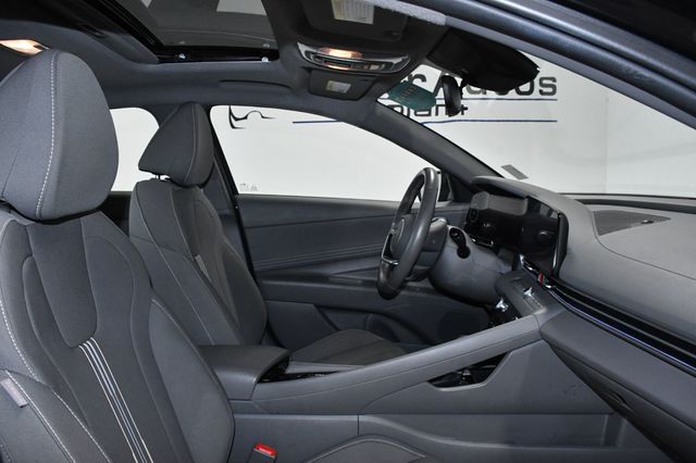 2025 Hyundai Elantra SEL Convenience IVT - 23008411 - 15