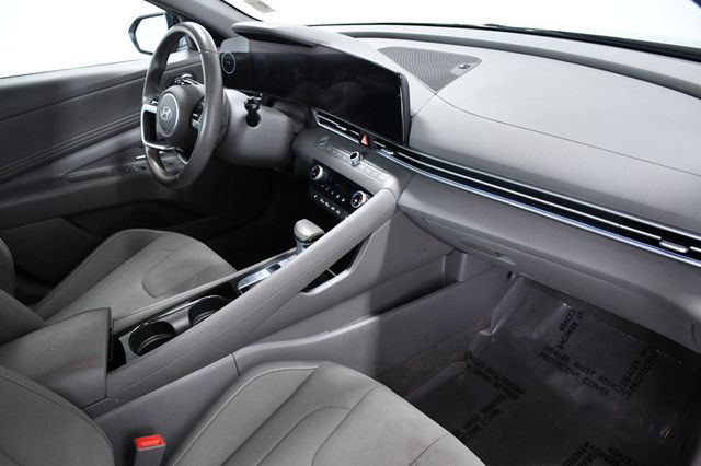 2025 Hyundai Elantra SEL Convenience IVT - 23008411 - 16