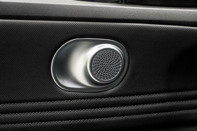 2025 Hyundai Elantra SEL Convenience IVT - 22961501 - 32