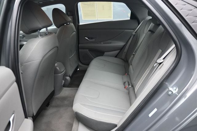 2025 Hyundai Elantra SEL Convenience IVT - 23065612 - 9