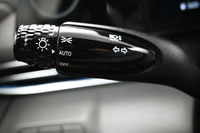 2025 Hyundai Elantra SEL Convenience IVT - 23065612 - 24